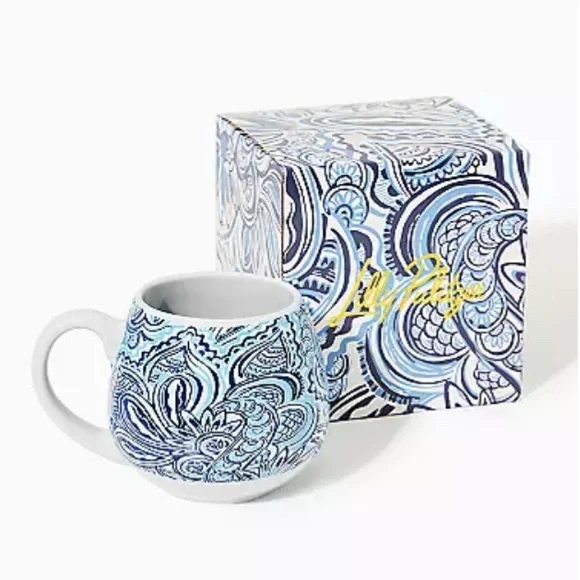 LILLY PULITZER CERAMIC MUG IN Resort White Give It A Whirl - Picture 1 of 8